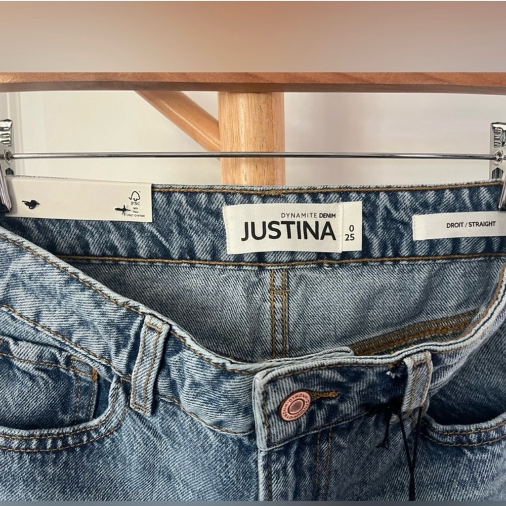 Dynamite-Justina Straight Leg Jeans size 25 - Picture 3 of 5